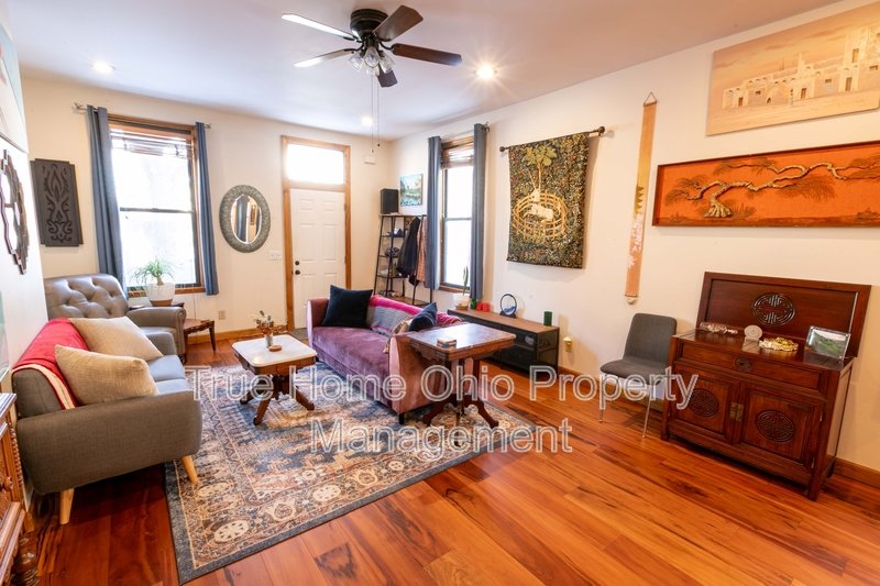 1241 Bates Avenue property image