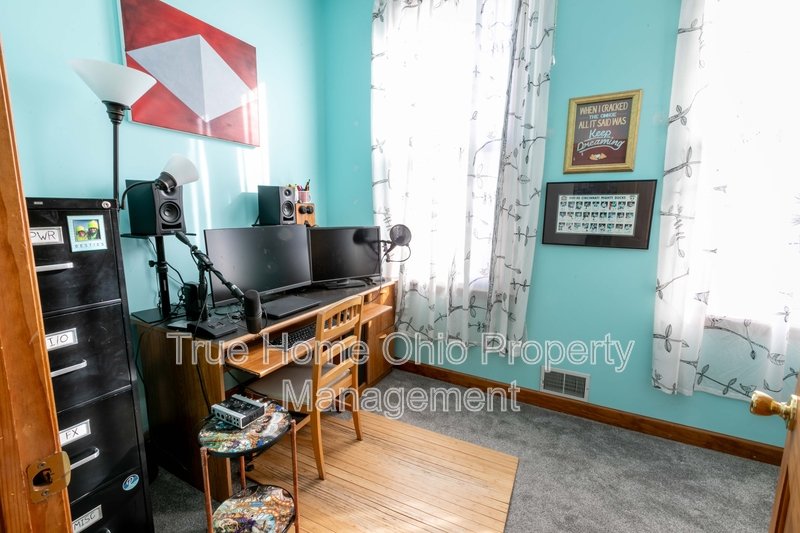 1241 Bates Avenue property image