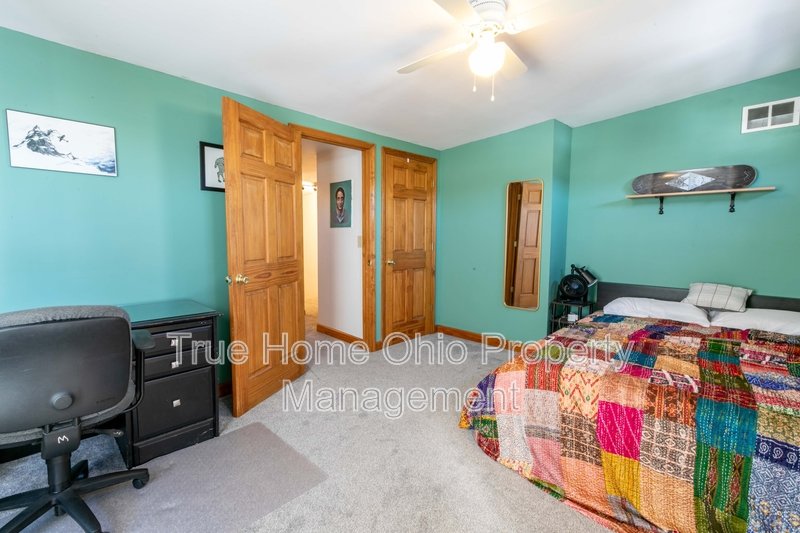 1241 Bates Avenue property image