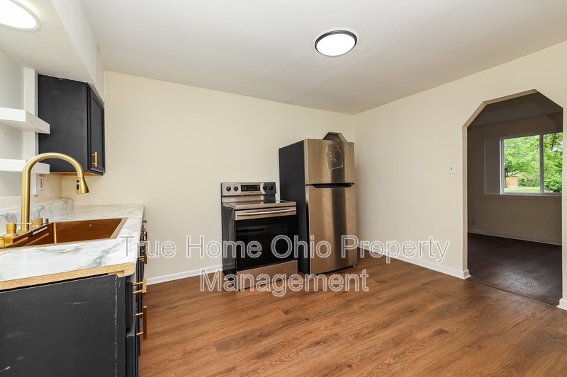 132 Burgess Avenue property image