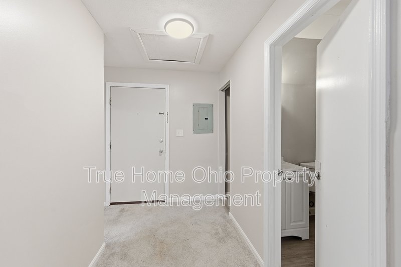 2612 Stanton Avenue - 3 property image