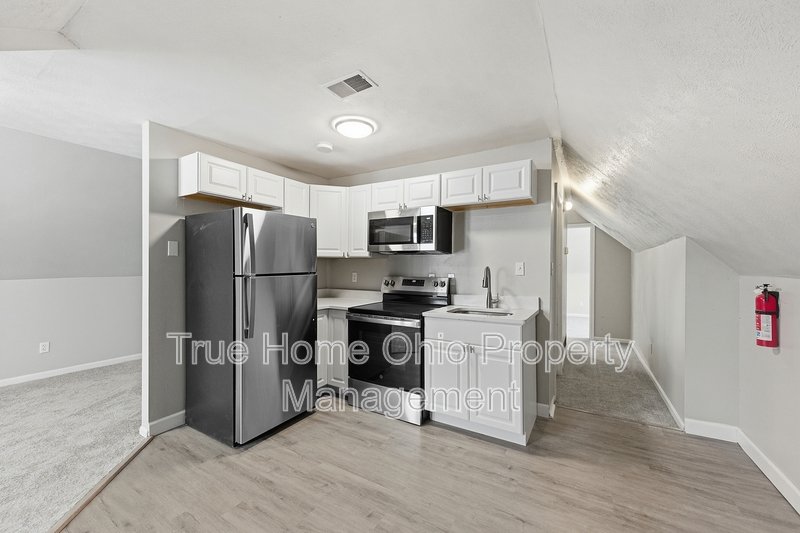 2612 Stanton Avenue - 3 property image