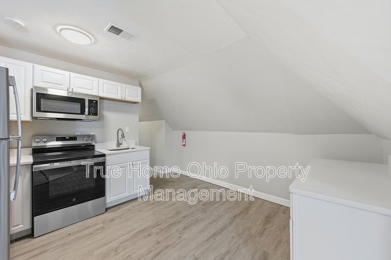 2612 Stanton Avenue - 3 property image