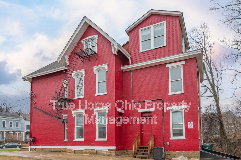 2612 Stanton Avenue - 3 property image