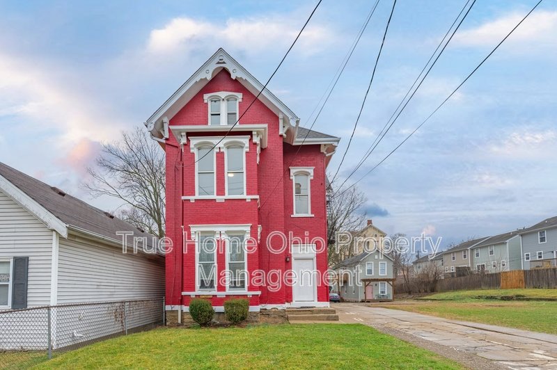 2612 Stanton Avenue - 2 property image