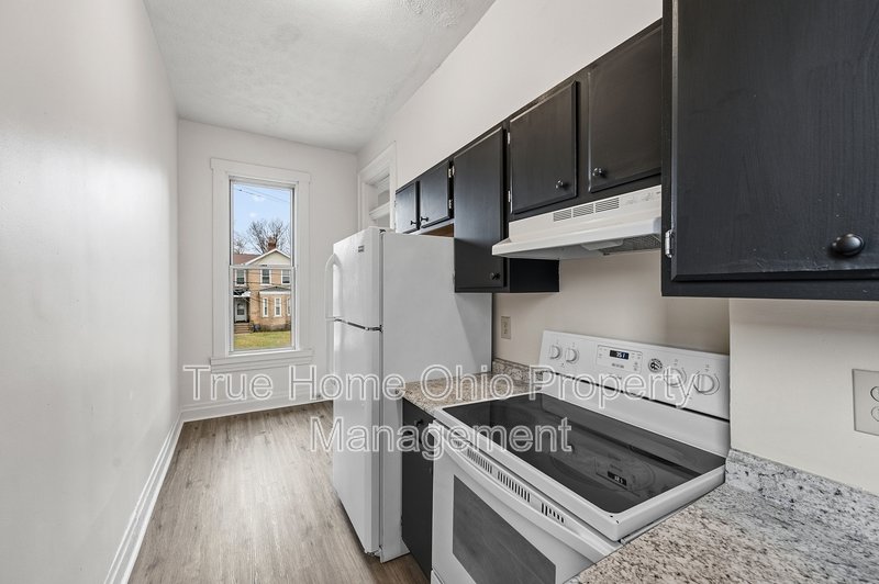 2612 Stanton Avenue - 2 property image
