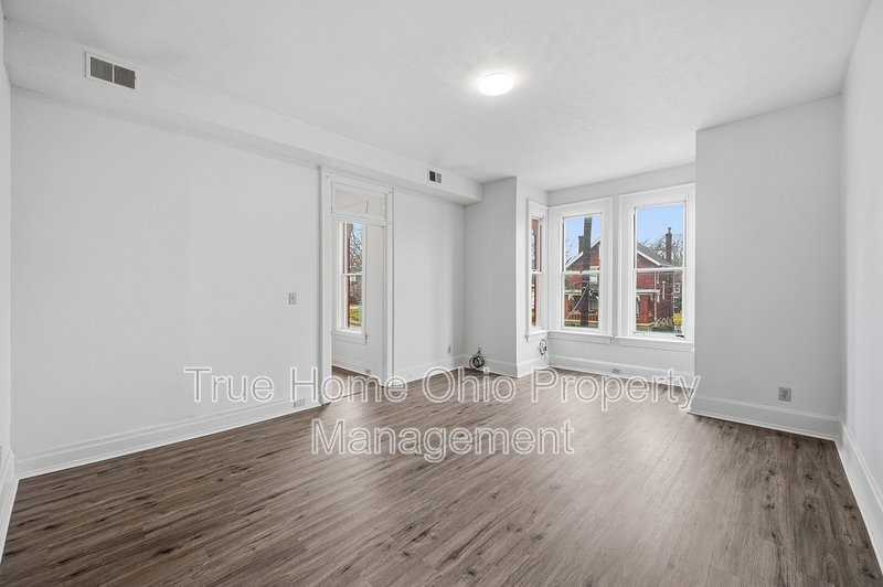 2612 Stanton Avenue - 2 property image