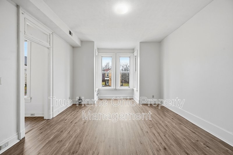 2612 Stanton Avenue - 2 property image