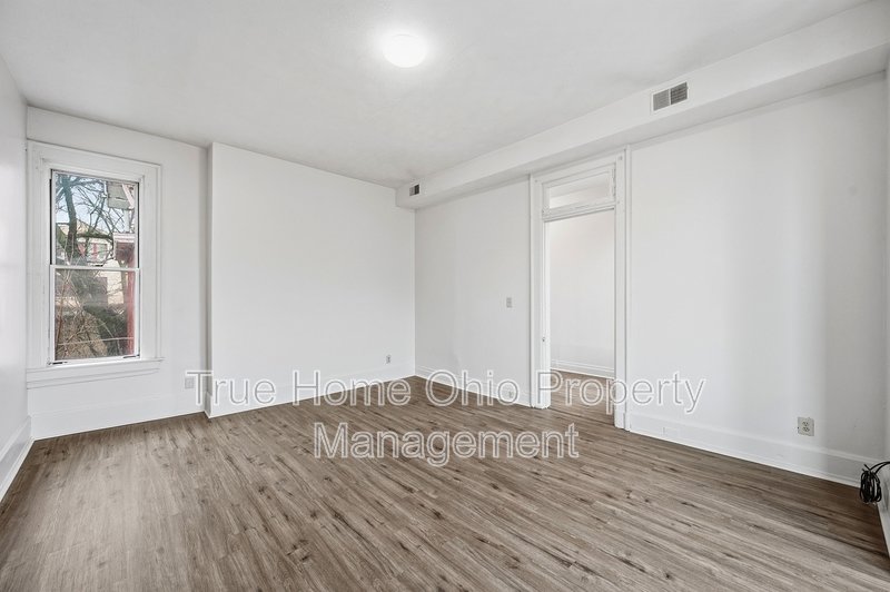 2612 Stanton Avenue - 2 property image
