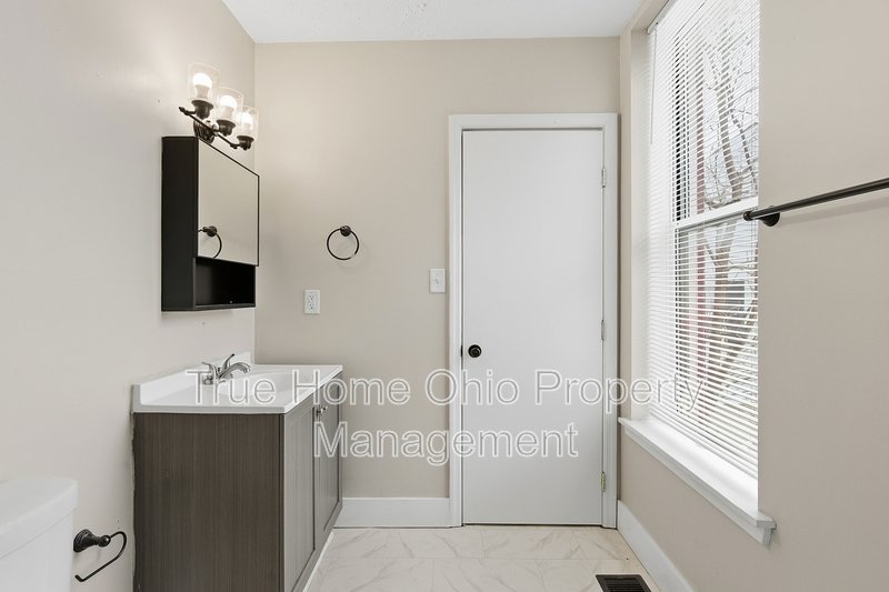 2612 Stanton Avenue - 1 property image
