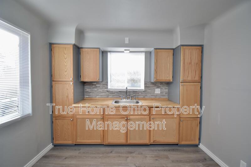 5219 Colerain Avenue property image