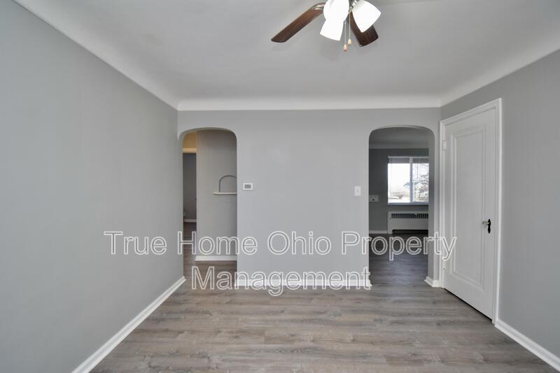 5219 Colerain Avenue property image