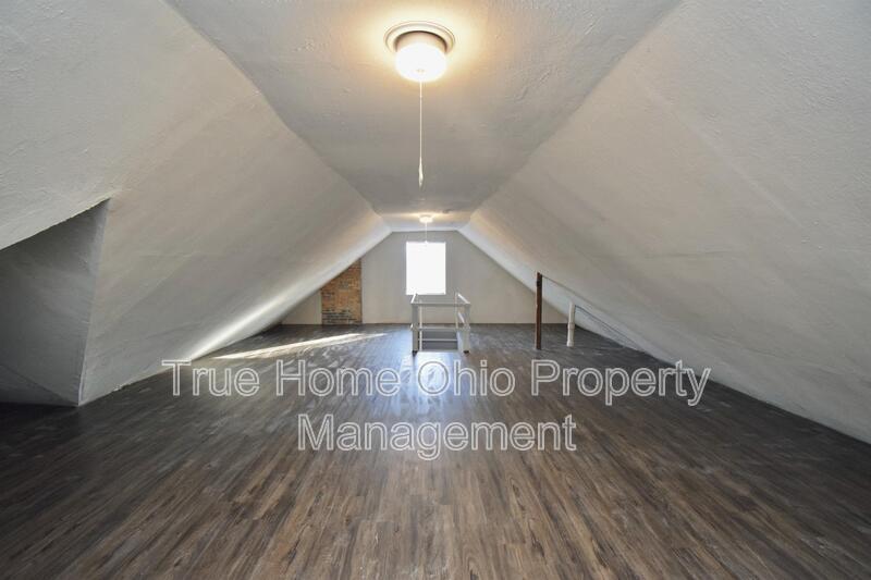5219 Colerain Avenue property image
