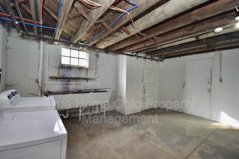 5219 Colerain Avenue property image