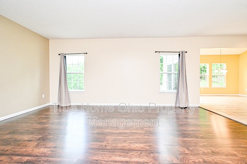 8453 Forest Valley Drive property image