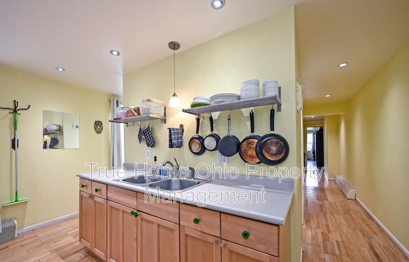 118 E Liberty Street - B property image