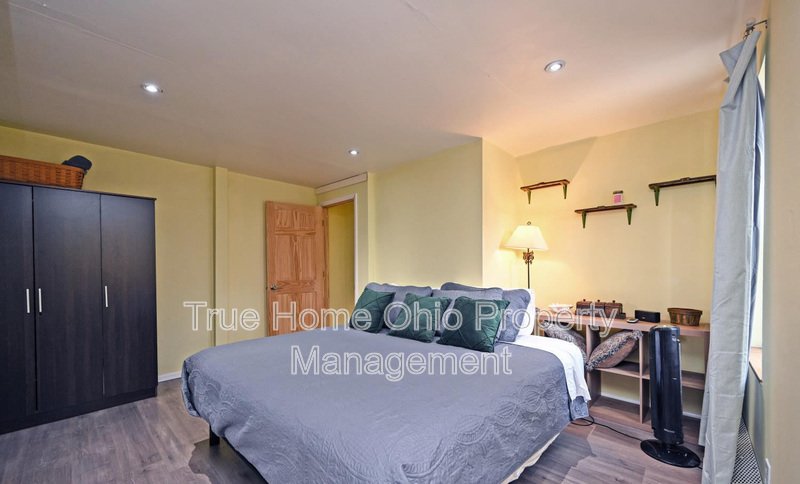 118 E Liberty Street - B property image