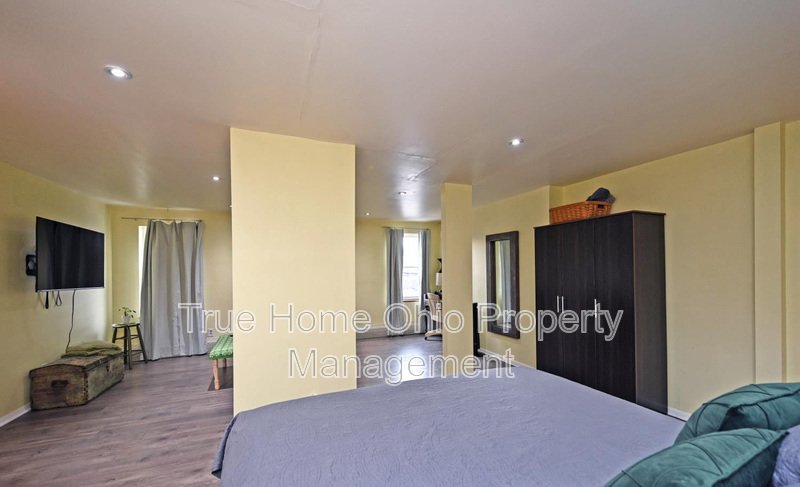 118 E Liberty Street - B property image