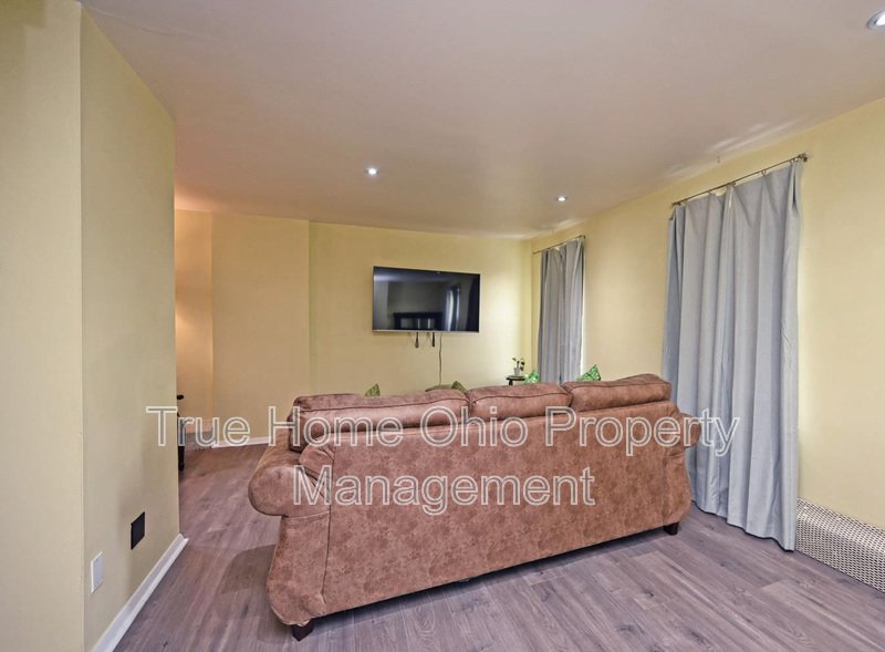 118 E Liberty Street - B property image