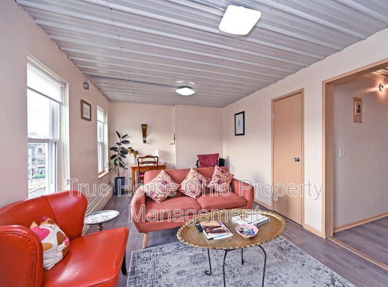 118 E Liberty Street - D property image