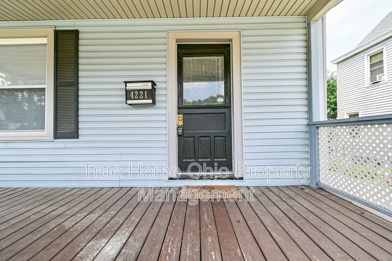 4221 Bell Street property image