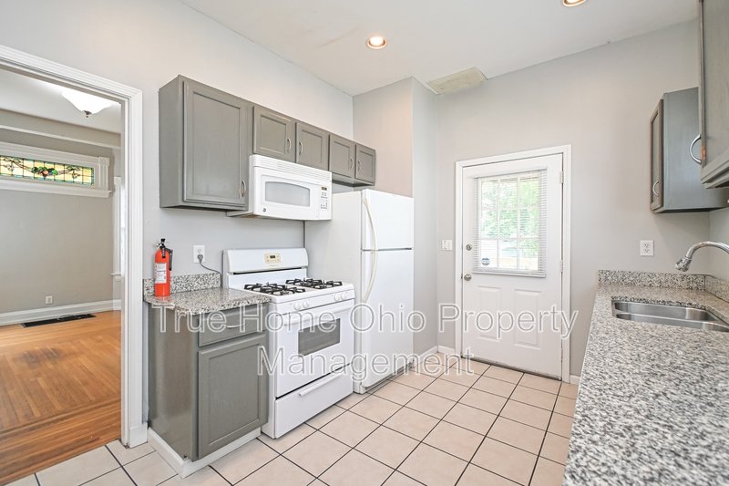 4221 Bell Street property image