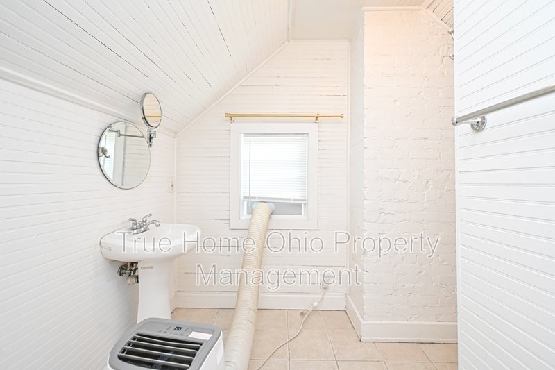 4221 Bell Street property image