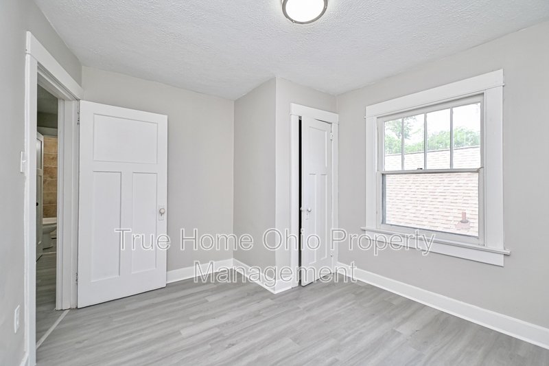 312-314 Pointview Avenue - 314 property image