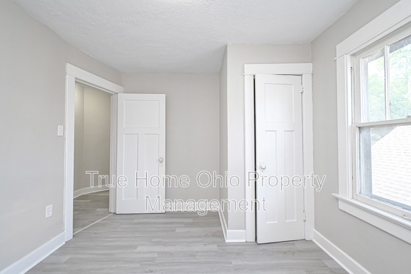 312-314 Pointview Avenue - 314 property image