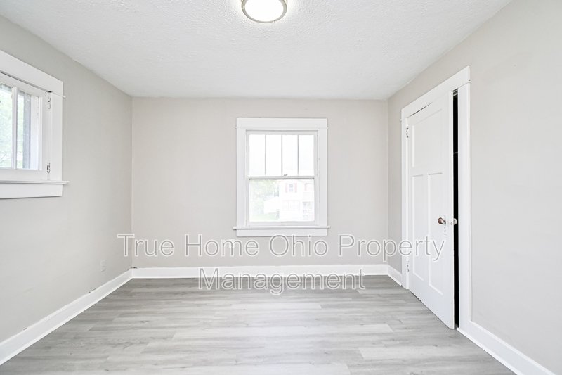 312-314 Pointview Avenue - 314 property image