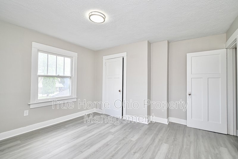 312-314 Pointview Avenue - 314 property image