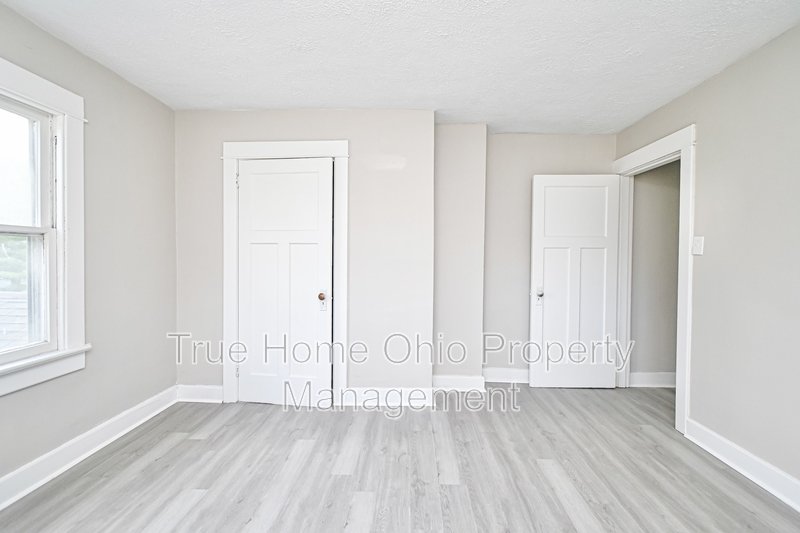 312-314 Pointview Avenue - 314 property image