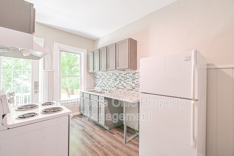 3131 Harvard Ave property image