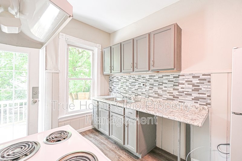 3131 Harvard Ave property image
