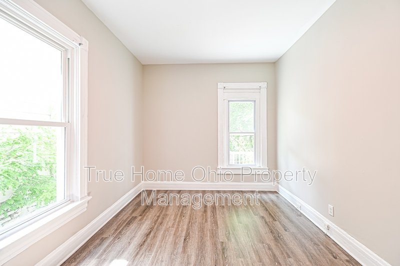 3131 Harvard Ave property image
