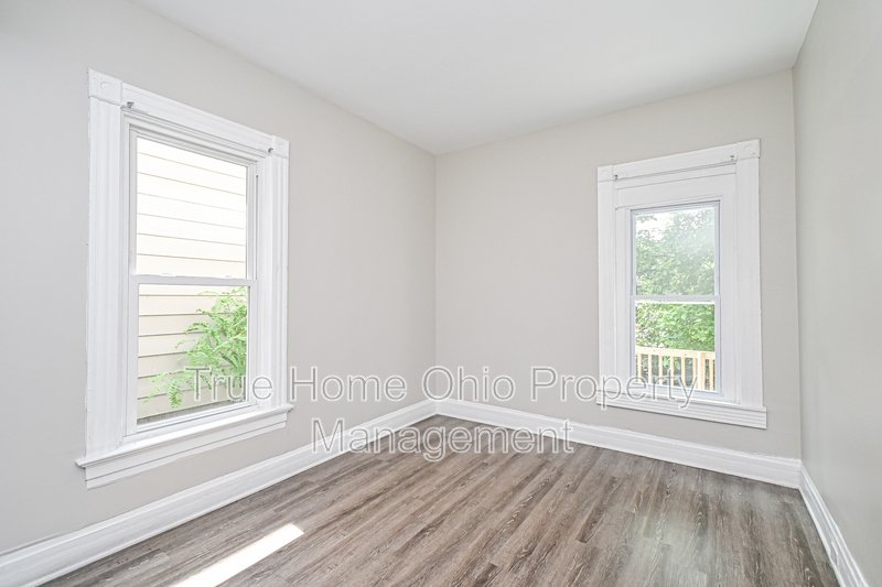 3131 Harvard Ave property image