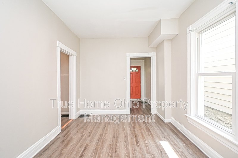 3131 Harvard Ave property image