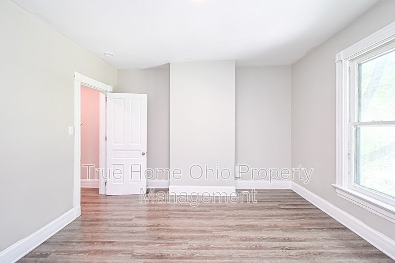 3131 Harvard Ave property image