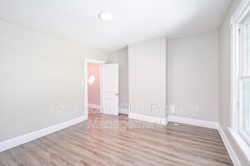 3131 Harvard Ave property image