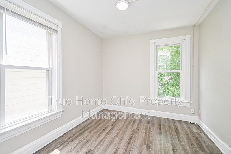 3131 Harvard Ave property image