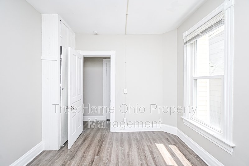 3131 Harvard Ave property image