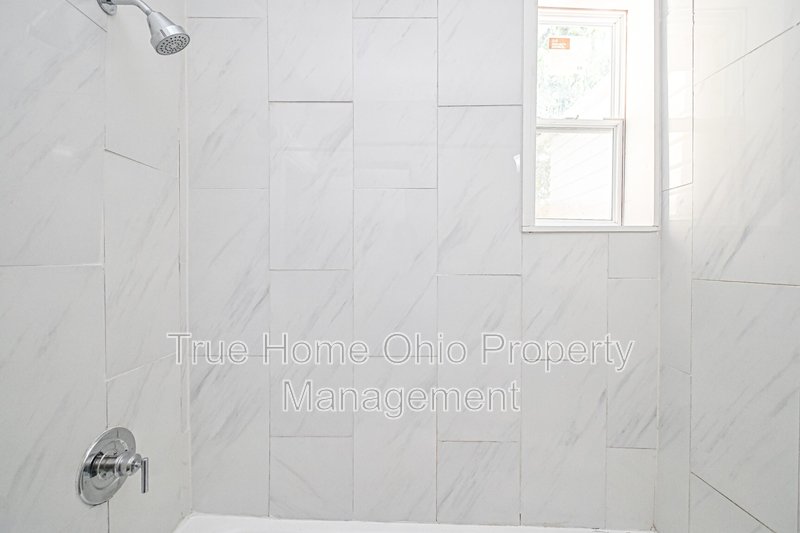 3131 Harvard Ave property image