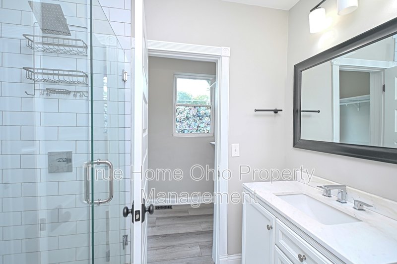 2823 Ashland Avenue property image