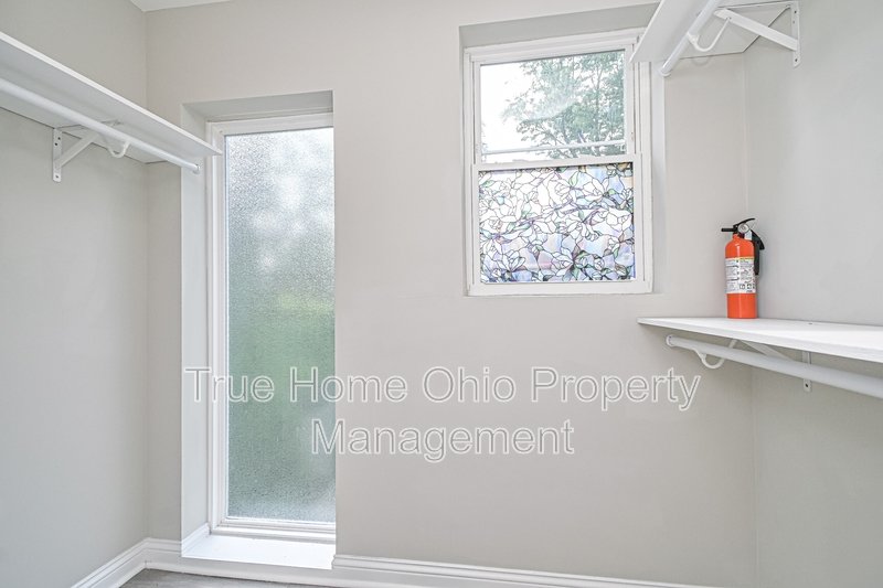 2823 Ashland Avenue property image