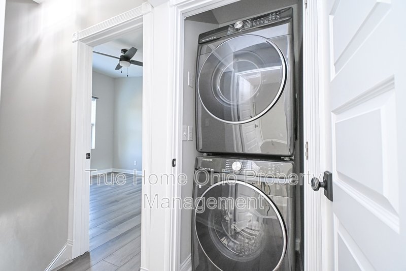 2823 Ashland Avenue property image