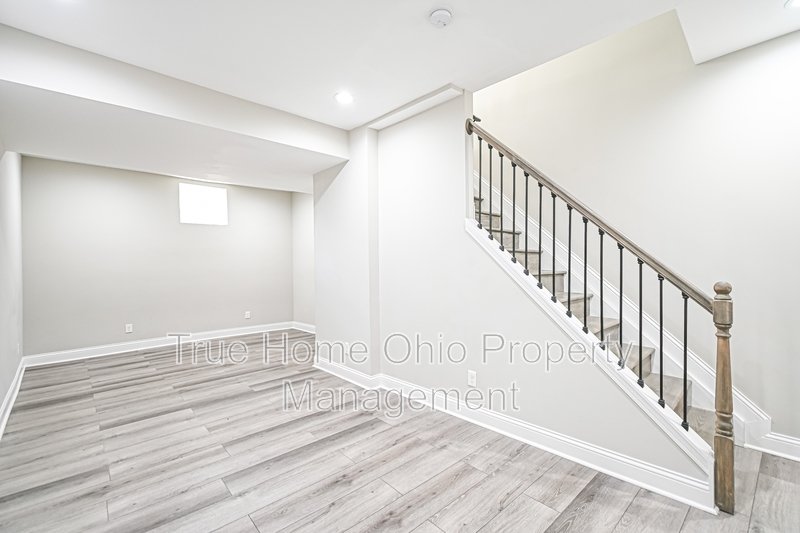 2823 Ashland Avenue property image