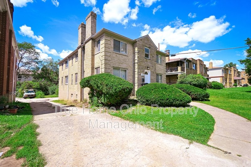 7139 Eastlawn Drive - 4 property image