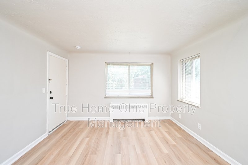 7139 Eastlawn Drive - 4 property image
