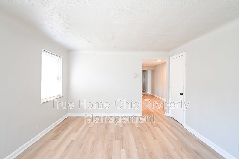 7139 Eastlawn Drive - 4 property image