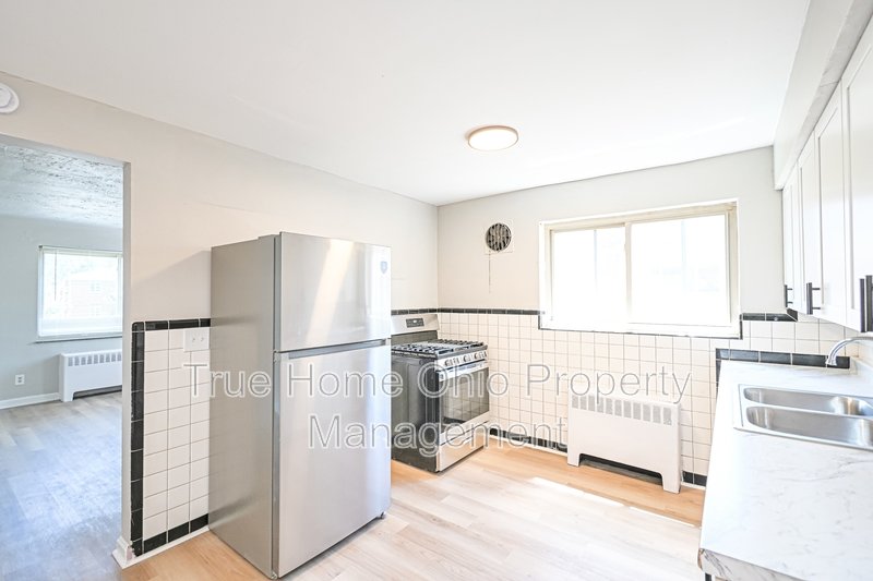 7139 Eastlawn Drive - 4 property image